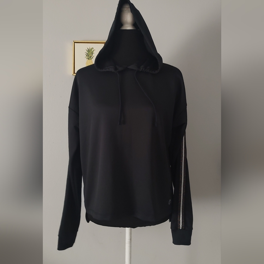 Hoodie Girl Pro player  Size Medium Color Black New With Out Tags